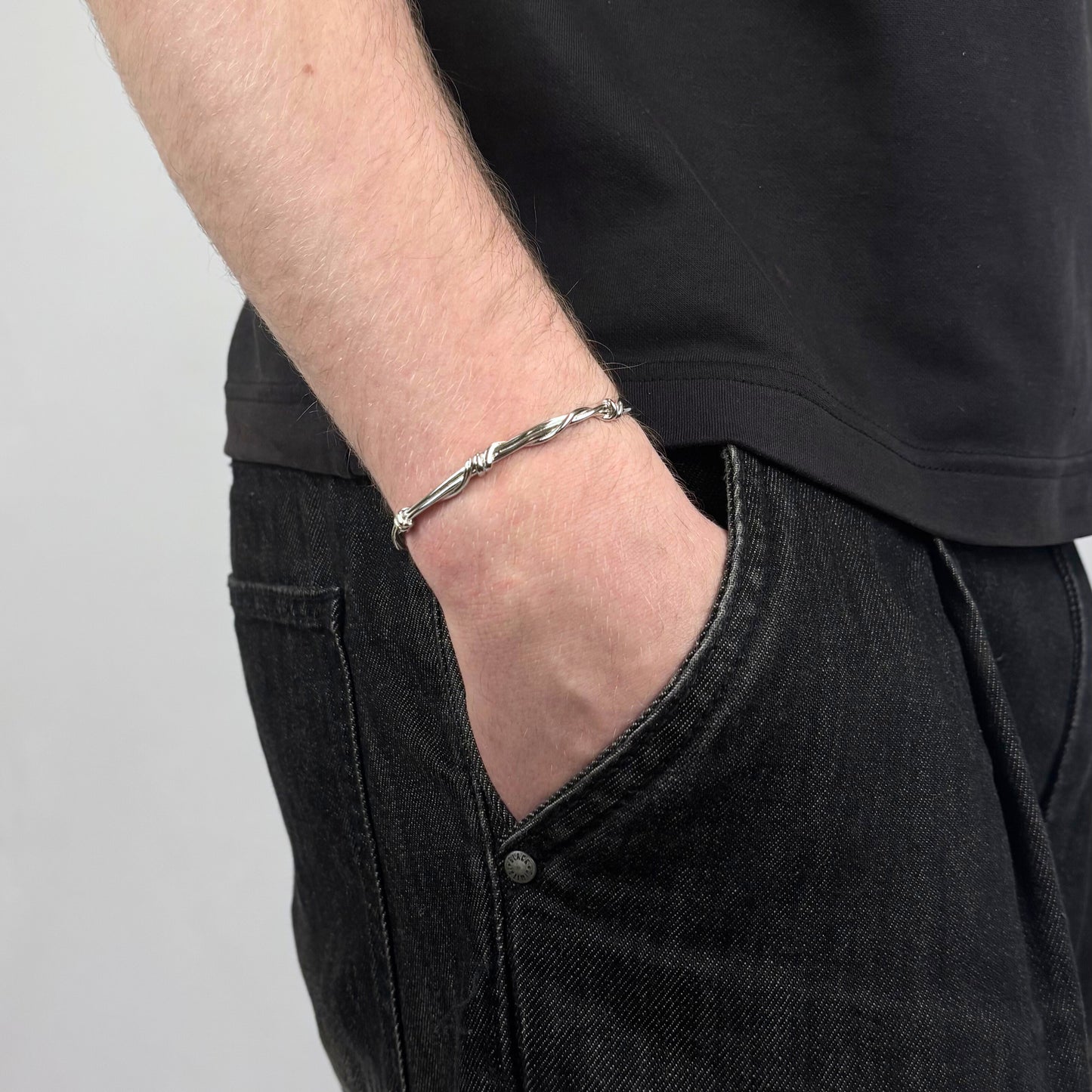 Twist - Bangle