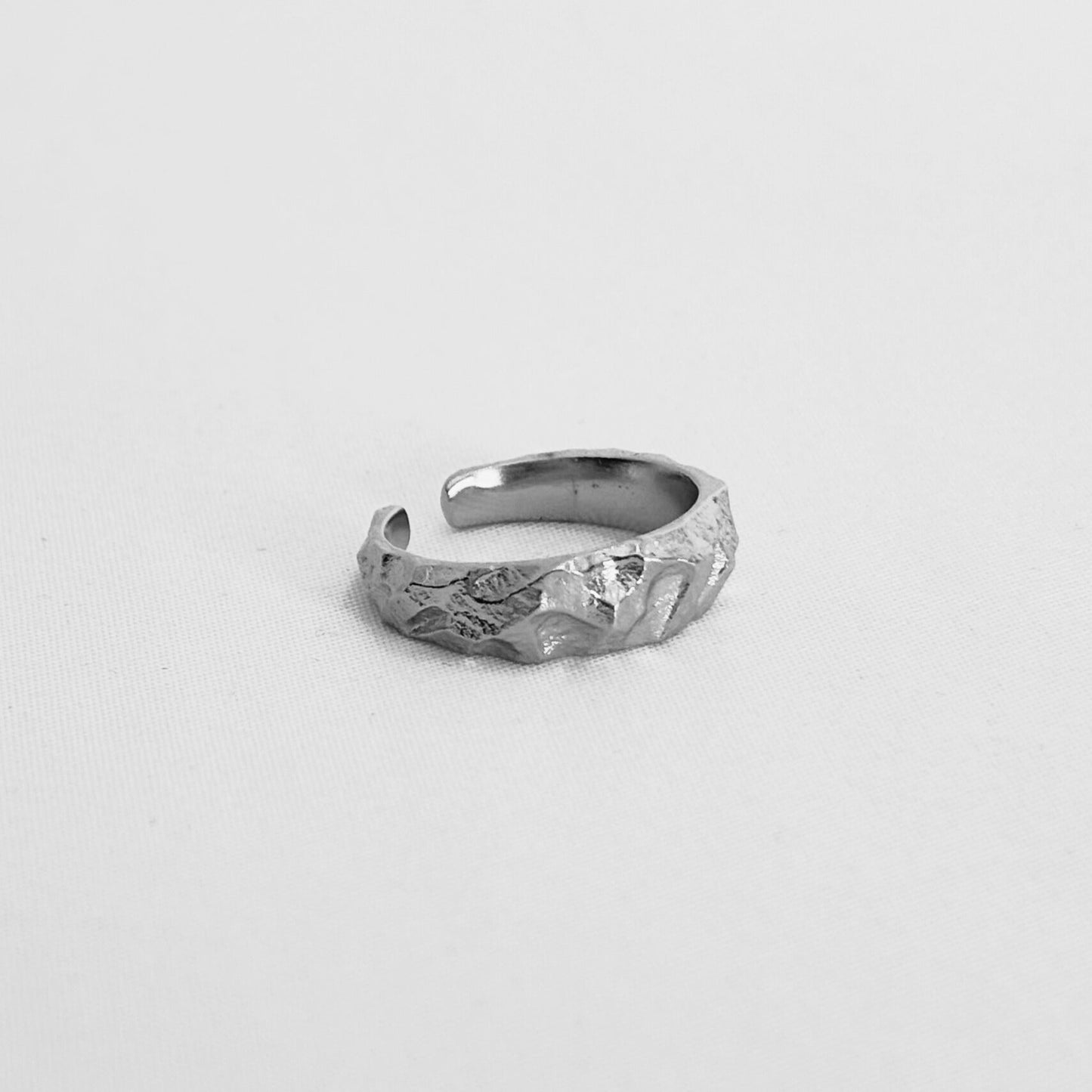 Ridges - Band Ring - ORNMNTS Archive
